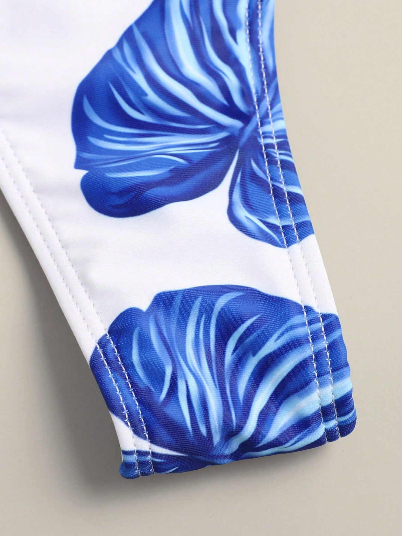 Conjunto de Maiô Bikini + Verão na Praia